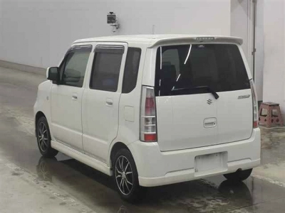 SUZUKI WAGON R STINGRAY