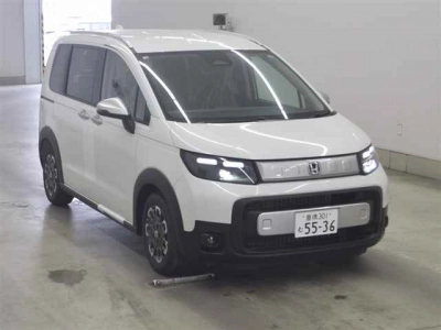 HONDA FREED HYBRID
