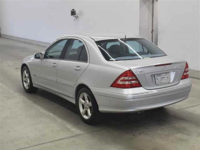 MERCEDES BENZ C CLASS