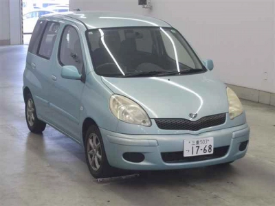 TOYOTA FUN CARGO