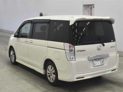HONDA STEPWGN SPADA