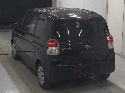 TOYOTA SPADE