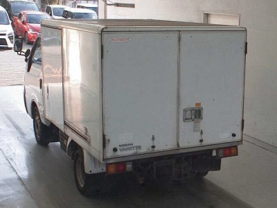 NISSAN VANETTE TRUCK