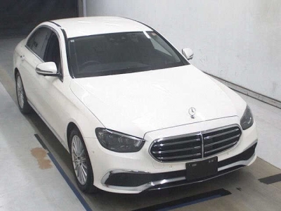 MERCEDES BENZ E CLASS