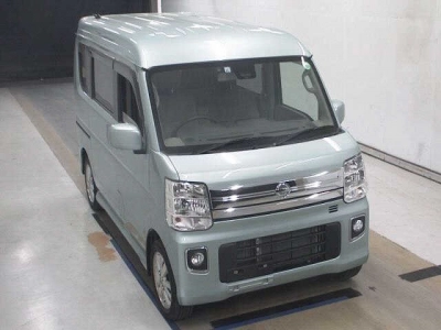NISSAN NV100 CLIPPER RIO