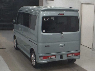 NISSAN NV100 CLIPPER RIO