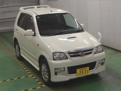 DAIHATSU TERIOS KID