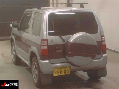 MITSUBISHI PAJERO MINI
