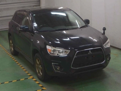 MITSUBISHI RVR