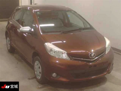 TOYOTA VITZ