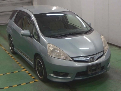 HONDA FIT SHUTTLE