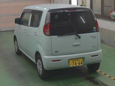 SUZUKI MRWAGON