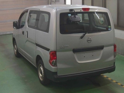 NISSAN NV200 VANETTE VAN