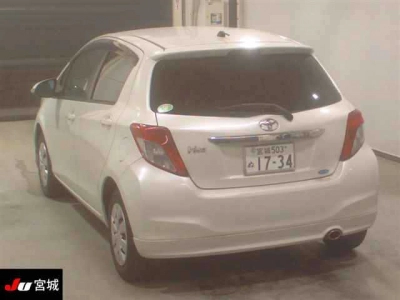 TOYOTA VITZ