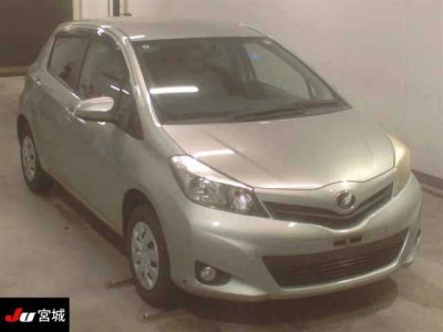 TOYOTA VITZ