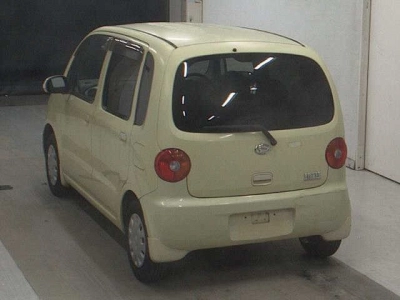 DAIHATSU MOVE LATTE