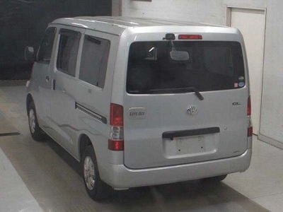 TOYOTA LITE ACE VAN