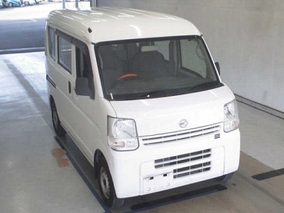 NISSAN NV100 CLIPPER