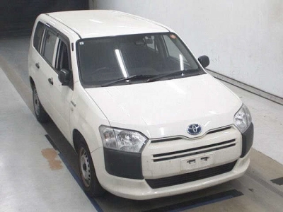 TOYOTA SUCCEED WAGON