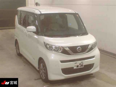 NISSAN ROOX