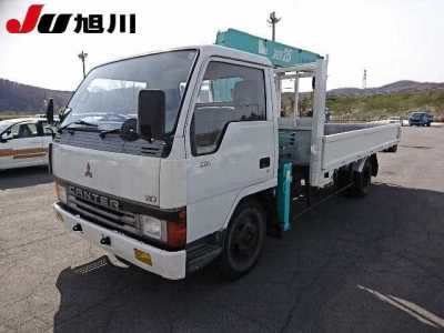 MITSUBISHI CANTER