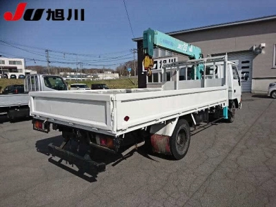 MITSUBISHI CANTER