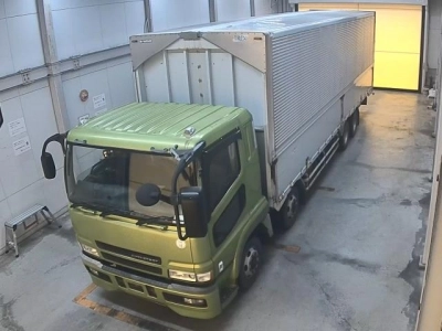 MITSUBISHI FUSO