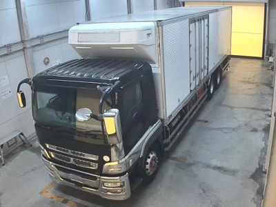 MITSUBISHI FUSO