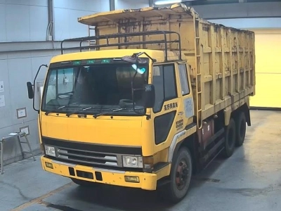 MITSUBISHI FUSO