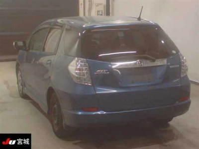 HONDA FIT SHUTTLE