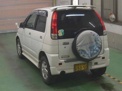 DAIHATSU TERIOS KID