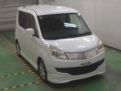 MITSUBISHI DELICA D:2