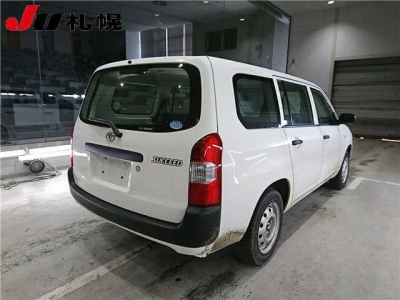 TOYOTA SUCCEED VAN