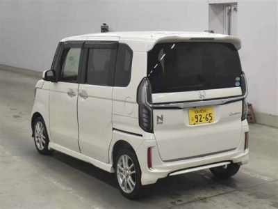 HONDA N BOX CUSTOM