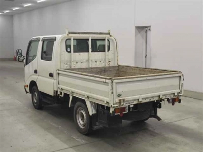 TOYOTA DYNA