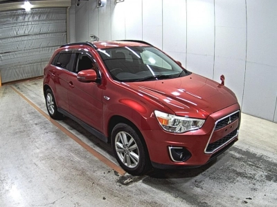 MITSUBISHI RVR