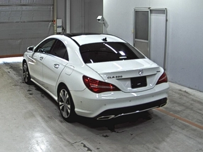 MERCEDES BENZ CLA