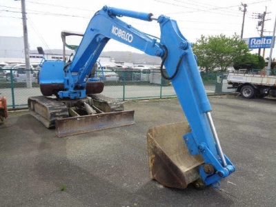 KOBELCO YUATSU SHOVEL 