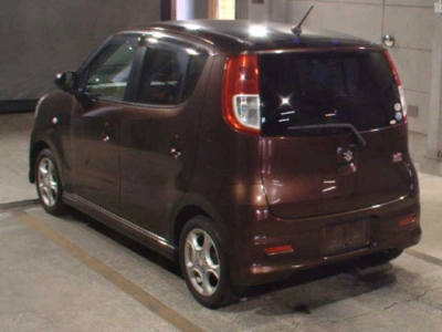 SUZUKI MRWAGON