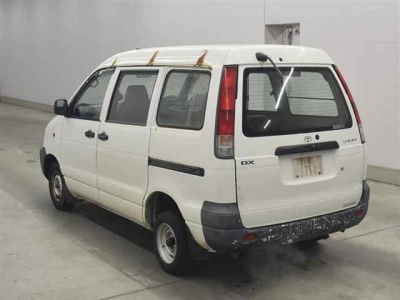 TOYOTA LITE ACE VAN