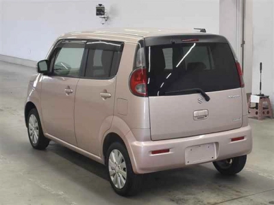 SUZUKI MRWAGON