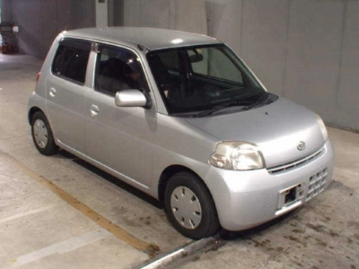 DAIHATSU ESSE