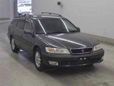 TOYOTA MARK II QUALIS