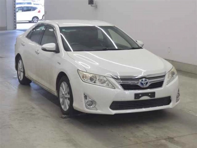 TOYOTA CAMRY