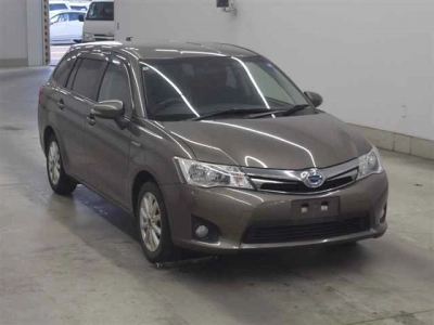 TOYOTA COROLLA FIELDER