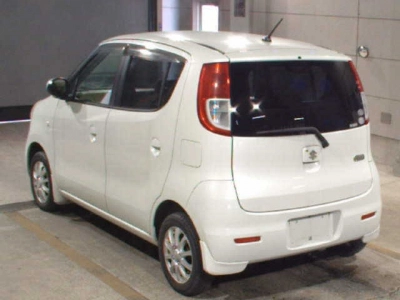 SUZUKI MRWAGON