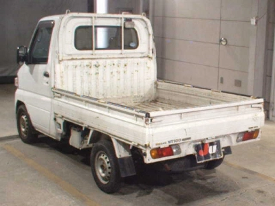 NISSAN NT100 CLIPPER
