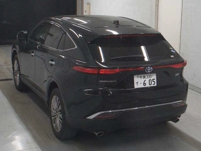 TOYOTA HARRIER
