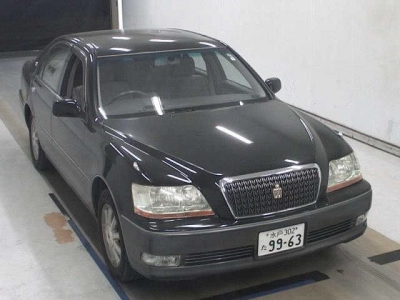 TOYOTA CROWN MAJESTA