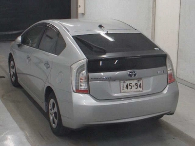 TOYOTA PRIUS PHV